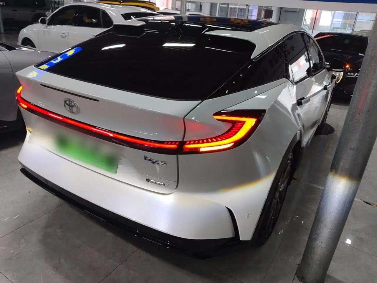 Toyota bZ5 2025 Model 550 PRO Smart Driving Edition — миниатюра 6