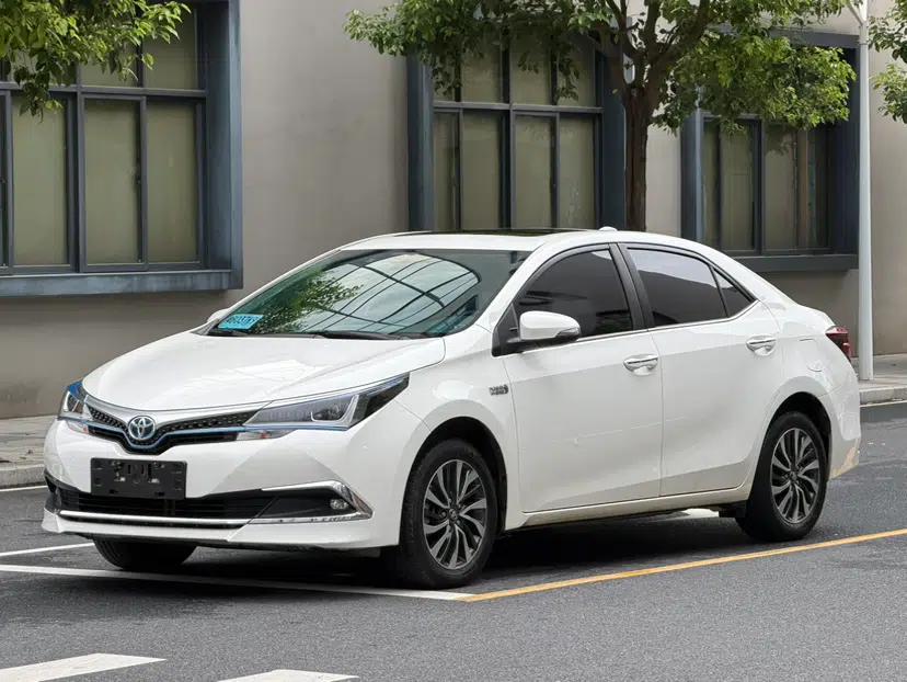 Toyota Corolla Hybrid E+ 2019 1.8L E-CVT Leading Edition — миниатюра 1
