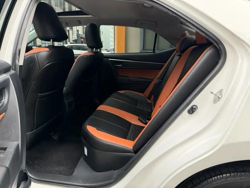 Toyota Corolla Hybrid E+ 2019 1.8L E-CVT Leading Edition — миниатюра 32