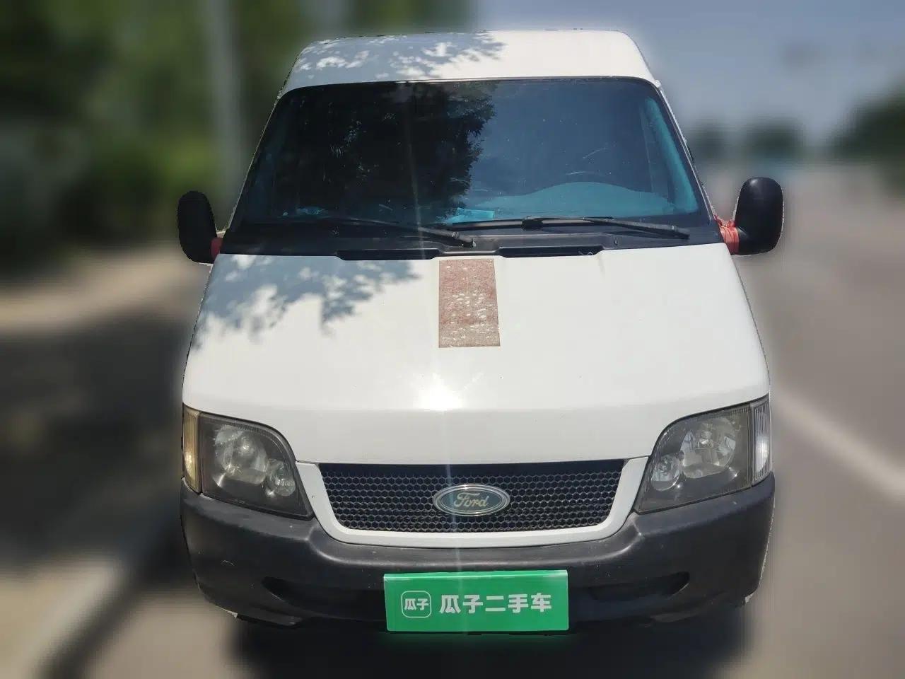 Ford Classic Transit Ford Transit 2.8L diesel, 6 seats, manual transmission — миниатюра 2