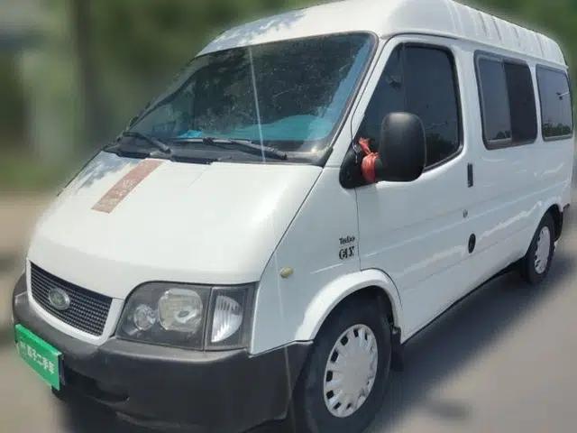 Ford Classic Transit Ford Transit 2.8L diesel, 6 seats, manual transmission