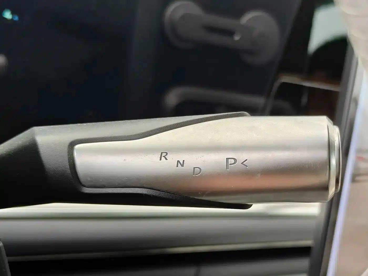 HiPhi Y 2023 560km Elite Edition — миниатюра 16