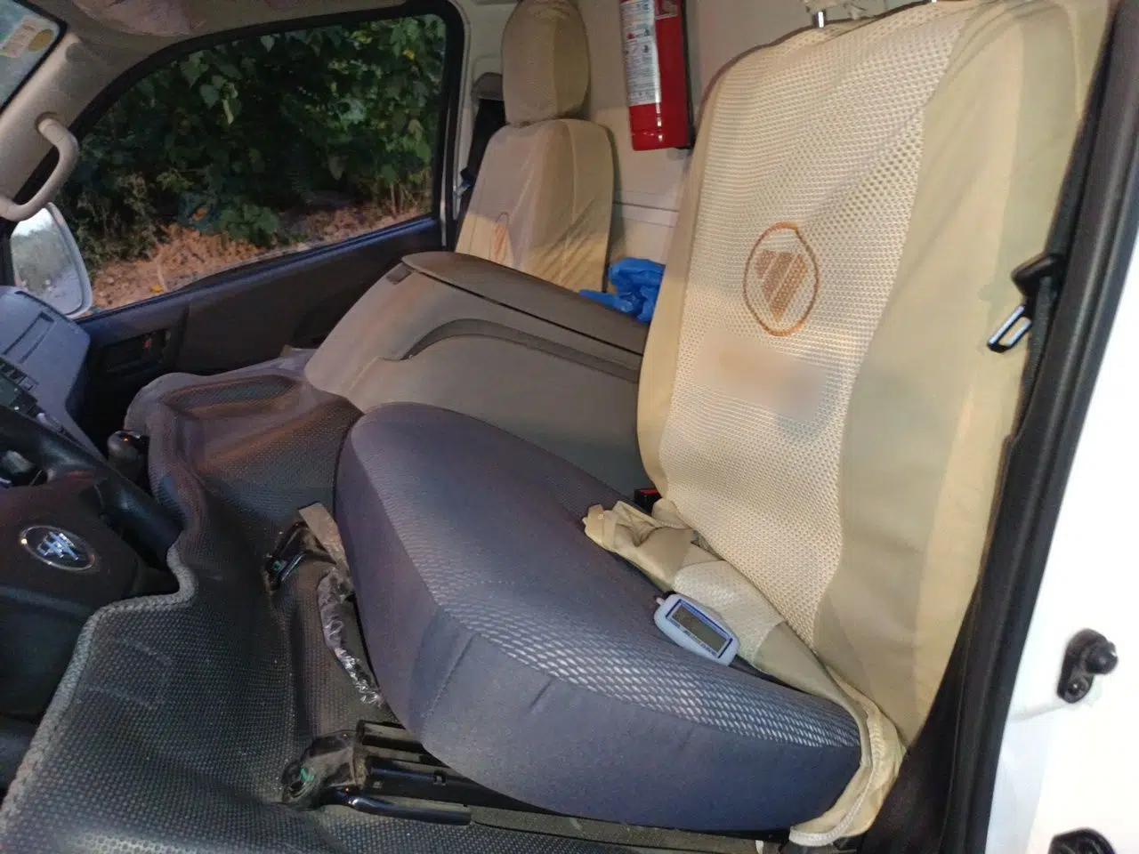 Foton Scenic G7 2.4L gasoline commercial long-wheelbase high-roof van, 2 seats — миниатюра 17