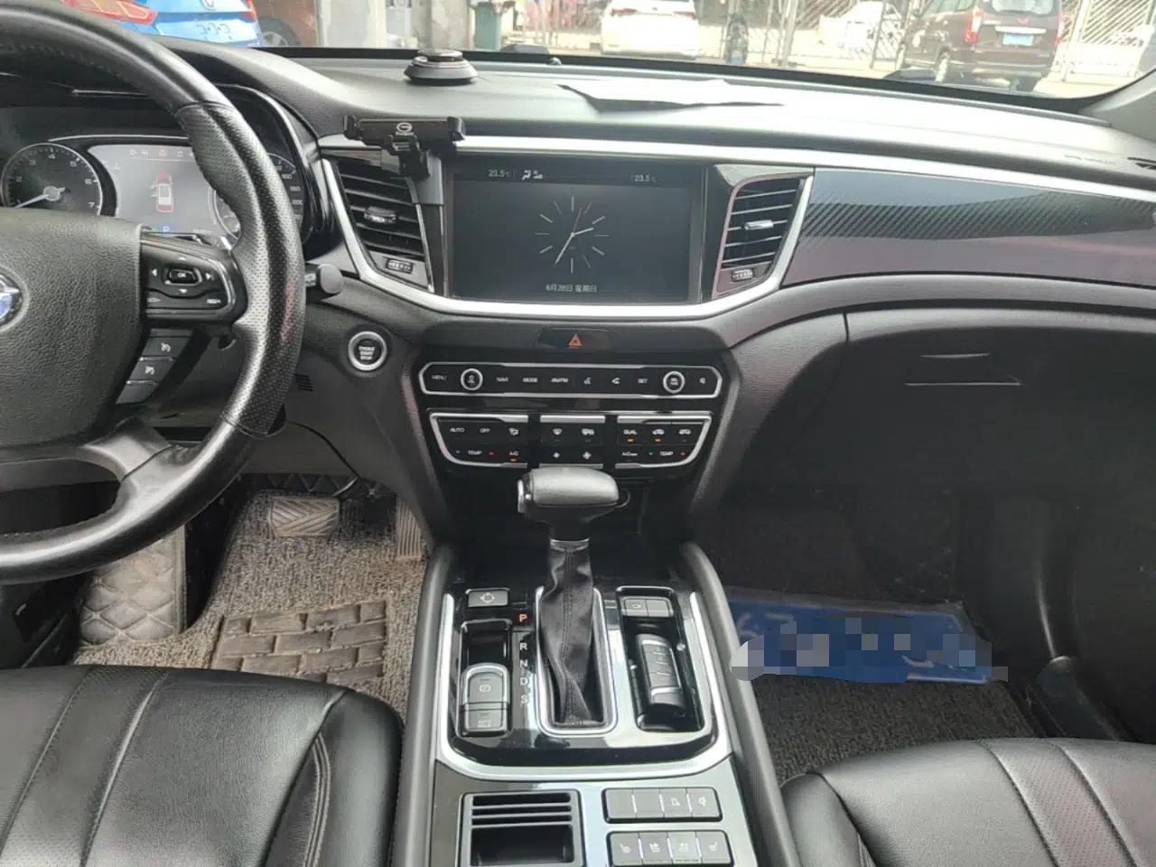 GAC Trumpchi GS7 2017 320T Two-Wheel-Drive Luxury Smart Connectivity Model — миниатюра 15