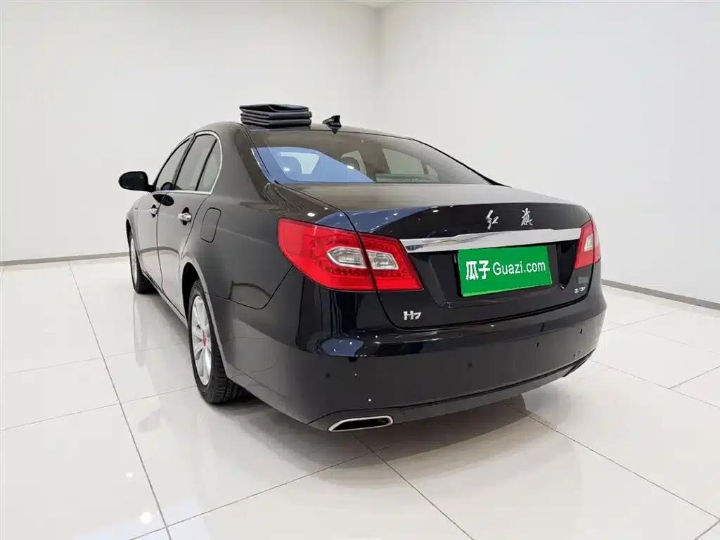 Hongqi H7 2015 2.0T Luxury Edition — миниатюра 4