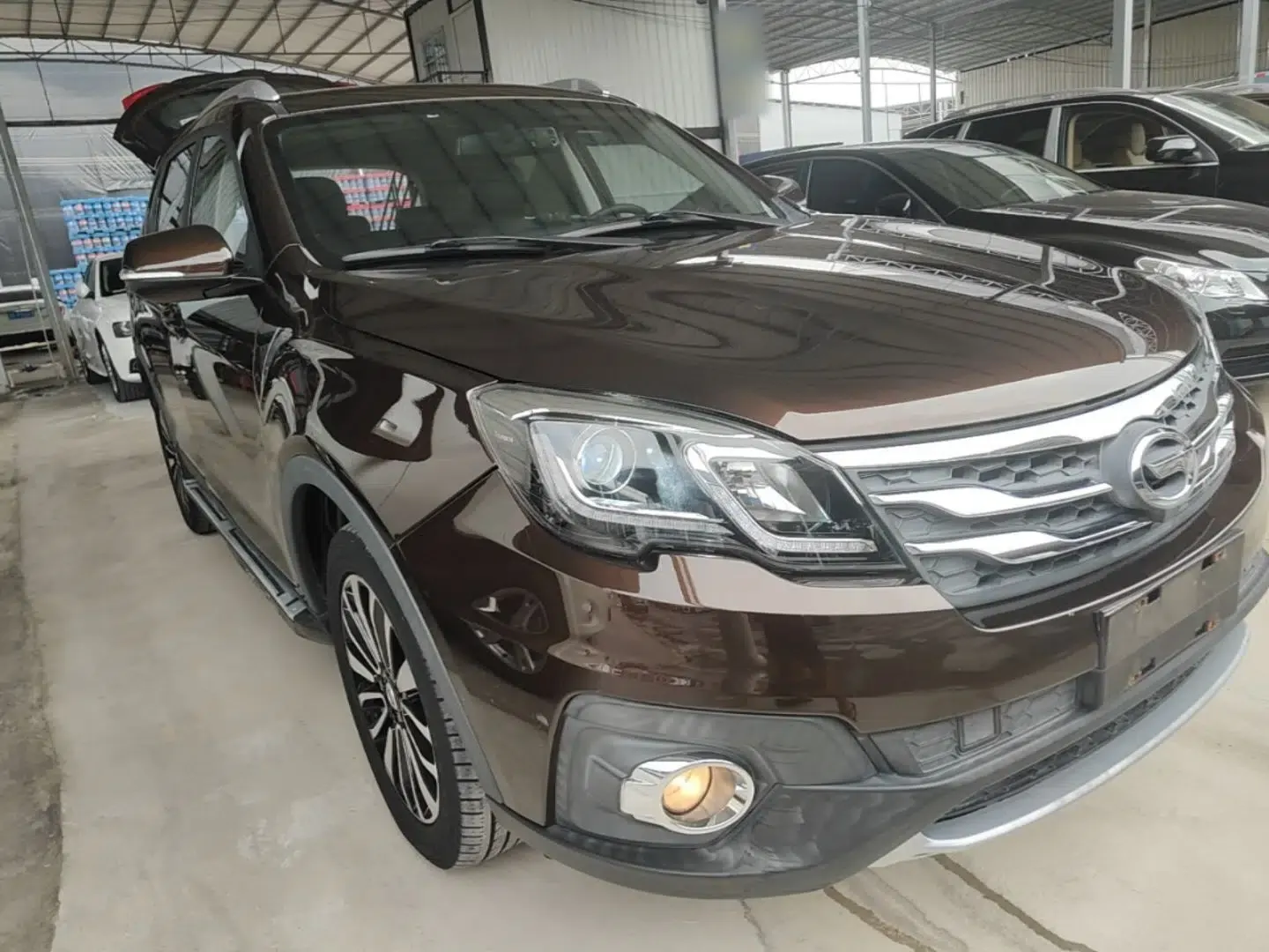 GAC Trumpchi GS5 Super 2016 1.8T Automatic Two-Wheel Drive Anniversary Edition — миниатюра 3