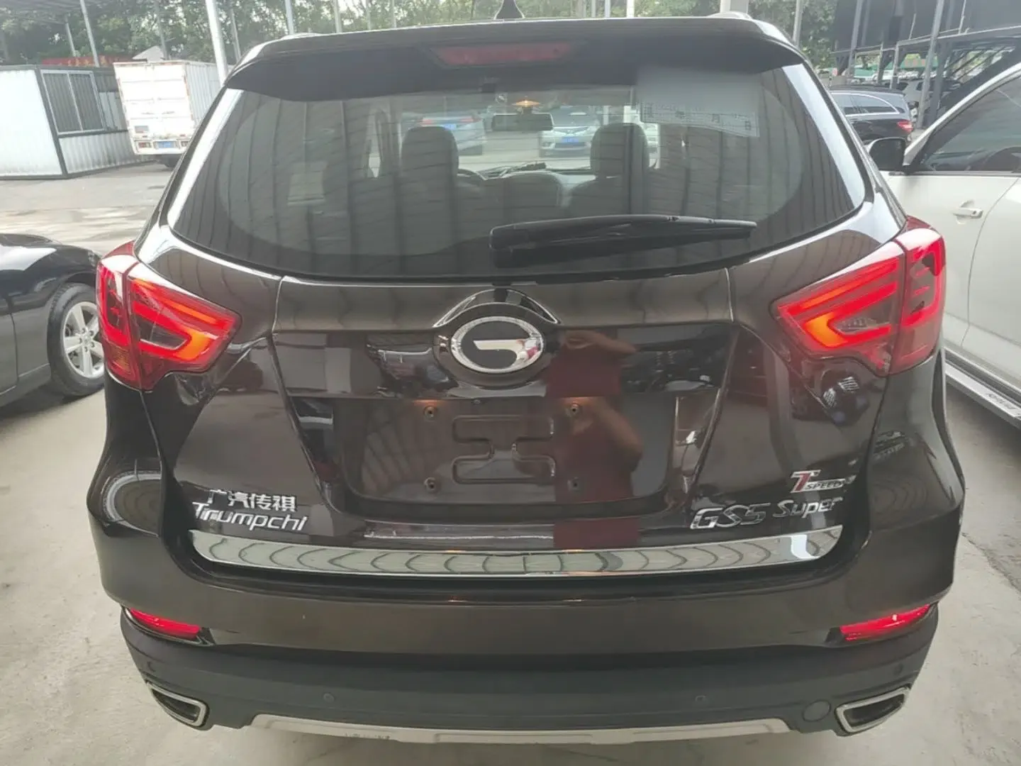 GAC Trumpchi GS5 Super 2016 1.8T Automatic Two-Wheel Drive Anniversary Edition — миниатюра 5