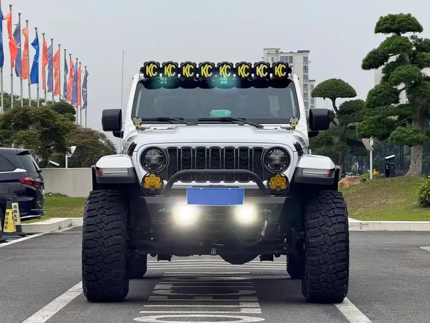 Gladiator 2022 3.6L First Edition — миниатюра 2