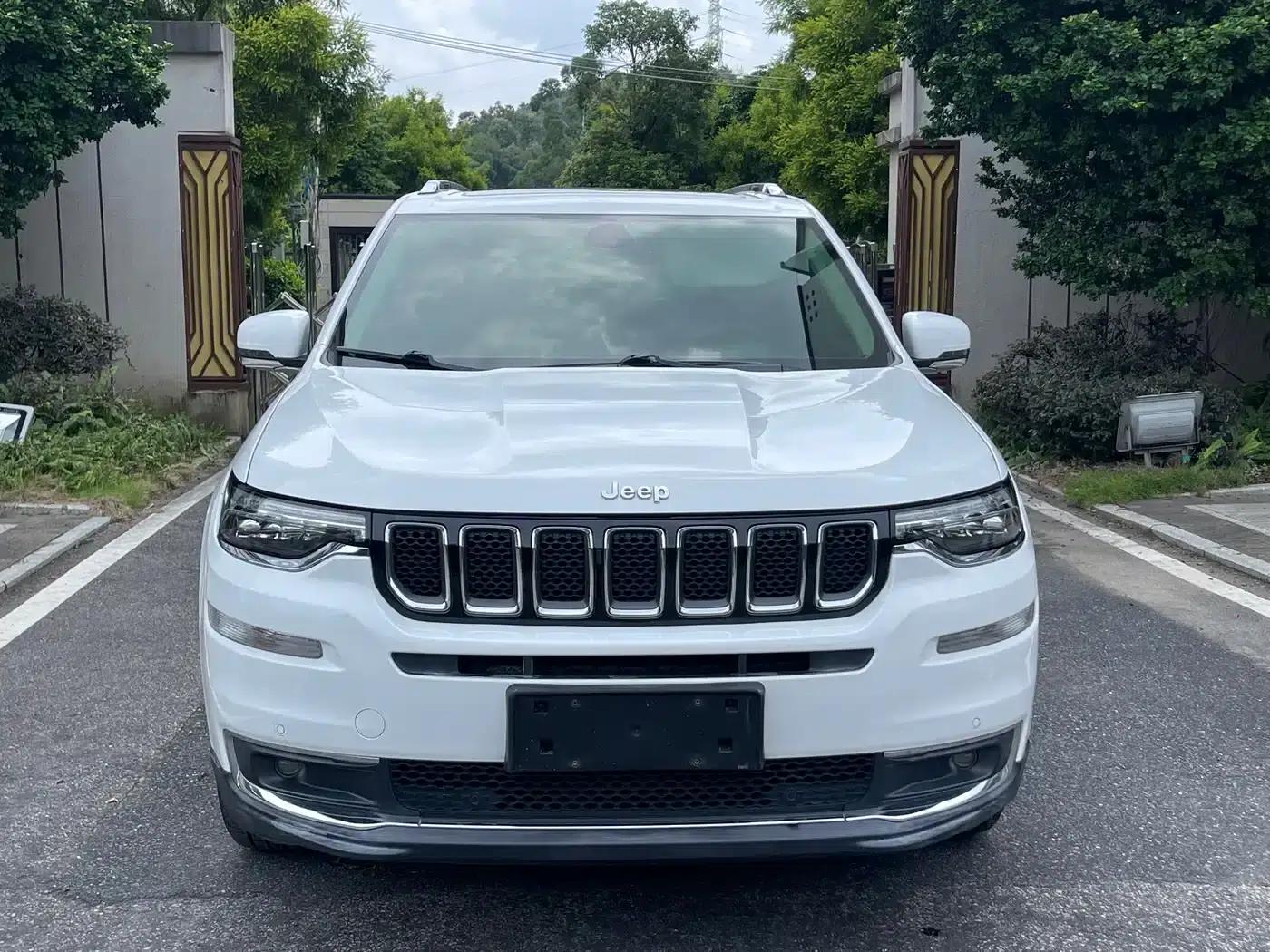 Grand Commander 2018 2.0T 2WD Enjoy Edition (National V Emission Standard) — миниатюра 2