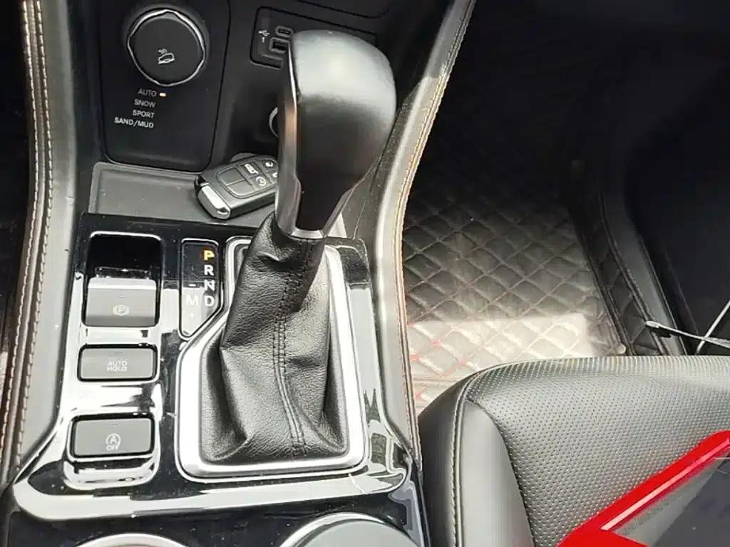 Grand Commander 2018 2.0T 4WD Smart Edition (National V Emission Standard) — миниатюра 14