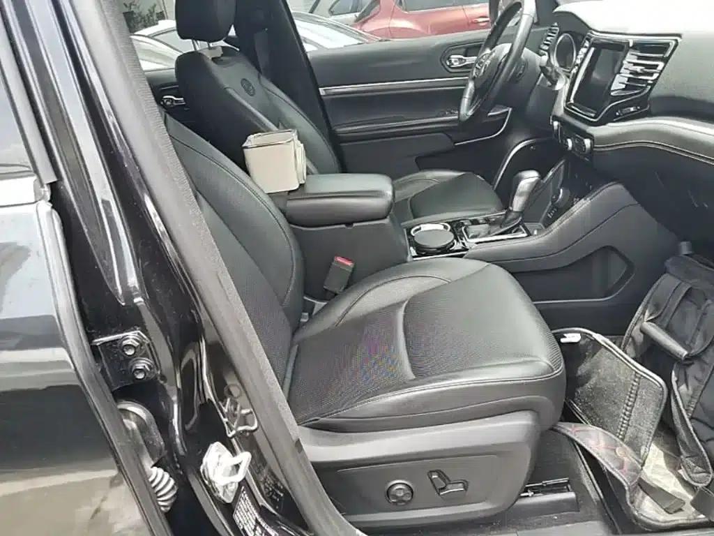 Grand Commander 2018 2.0T 4WD Smart Edition (National V Emission Standard) — миниатюра 25