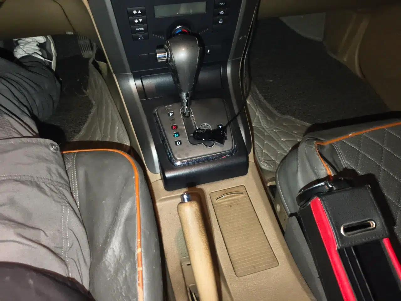 Haval H5 Classic 2011 European-style Version Green Quiet 2.0T Automatic 2WD Comfort Model — миниатюра 14