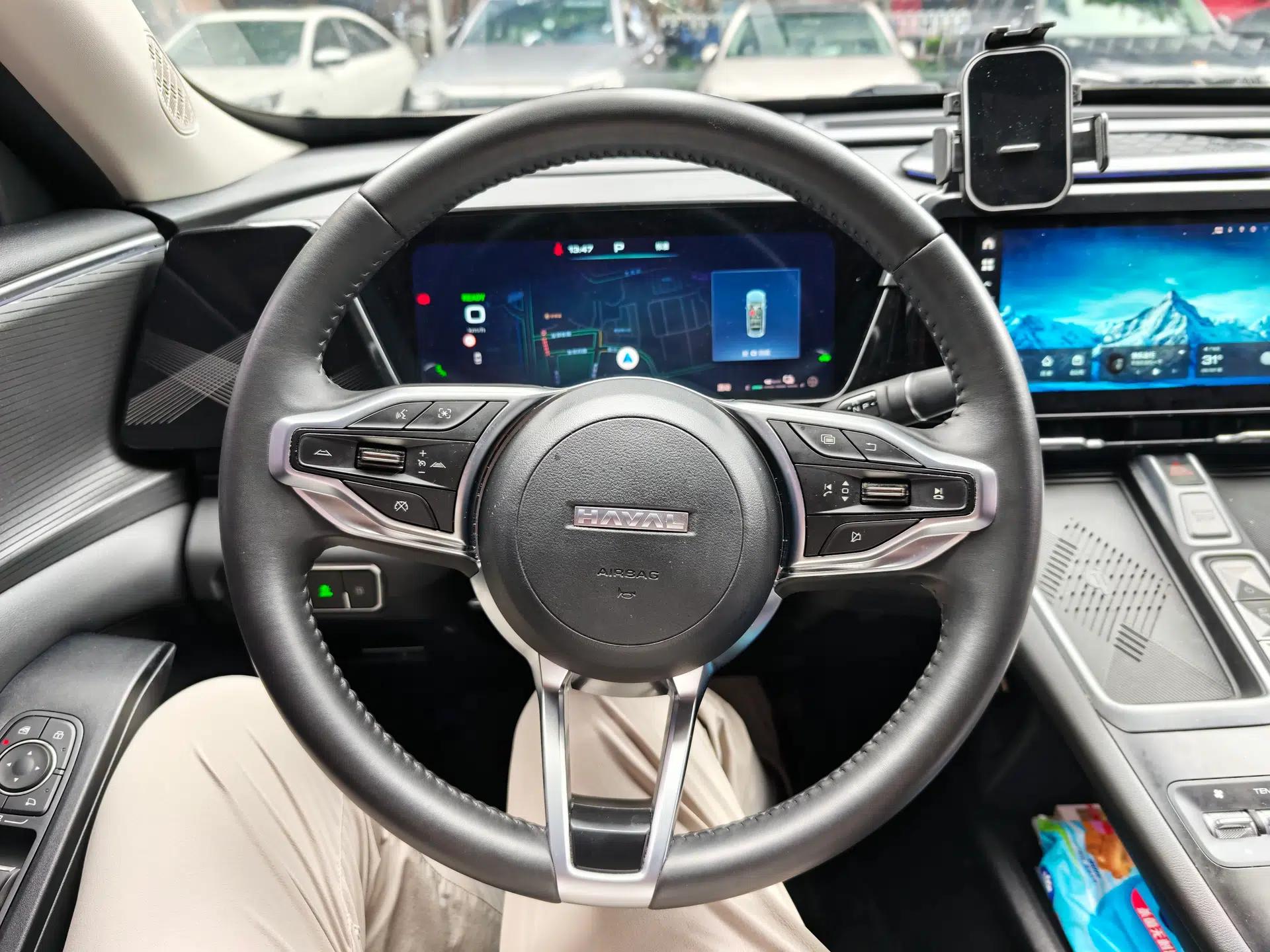 Haval Fierce Dragon Max 2023 1.5L Hi4 105 Four-Wheel Drive Smart Flagship Edition — миниатюра 10