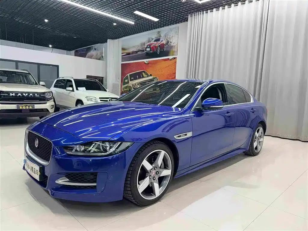 Jaguar XE 2017 2.0T 200PS R-Sport — миниатюра 1