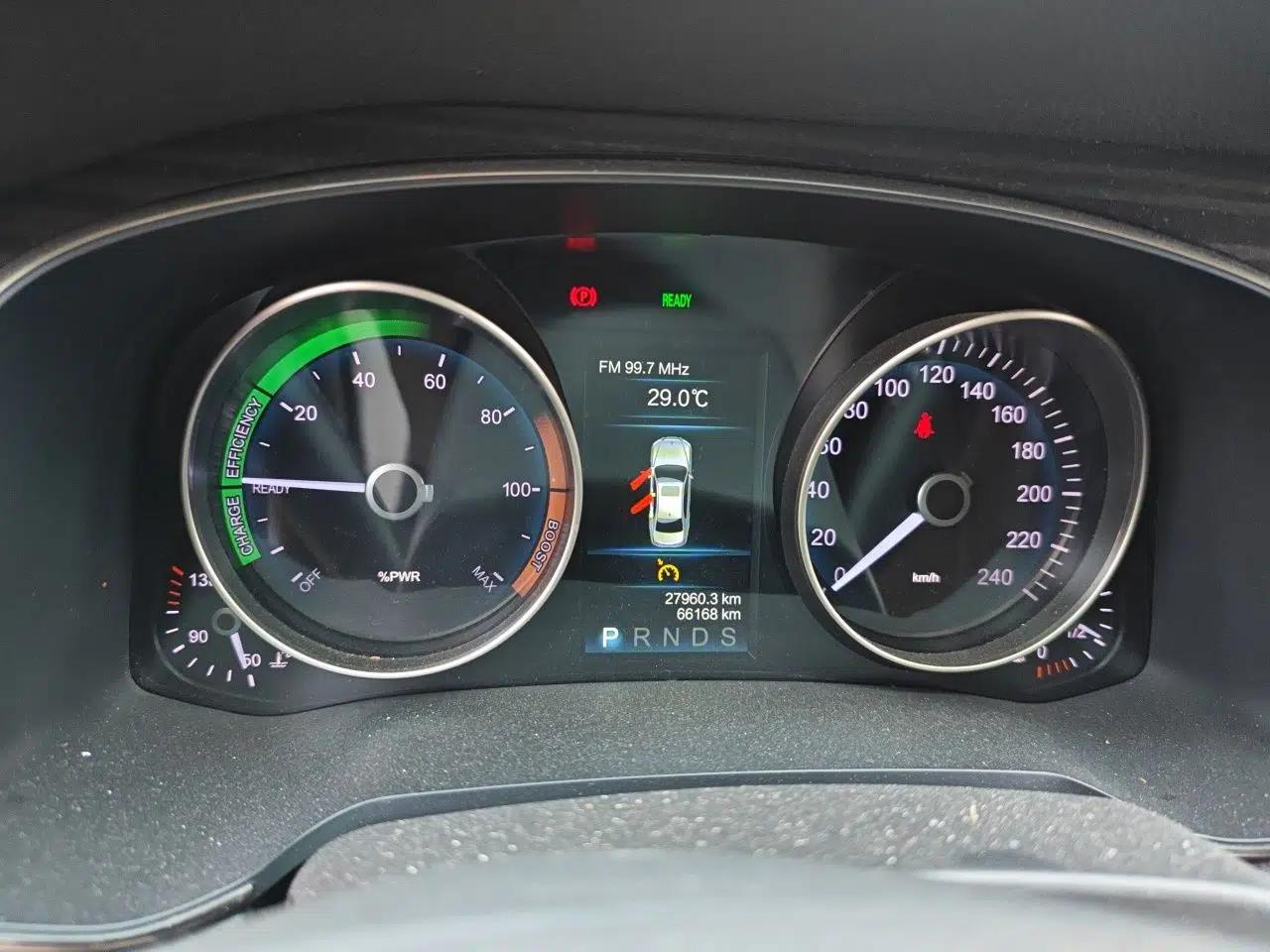 Hongqi H7 Hongqi H7 New Energy 2018, 5 seats, 2.0T automatic, gasoline-powered — миниатюра 11