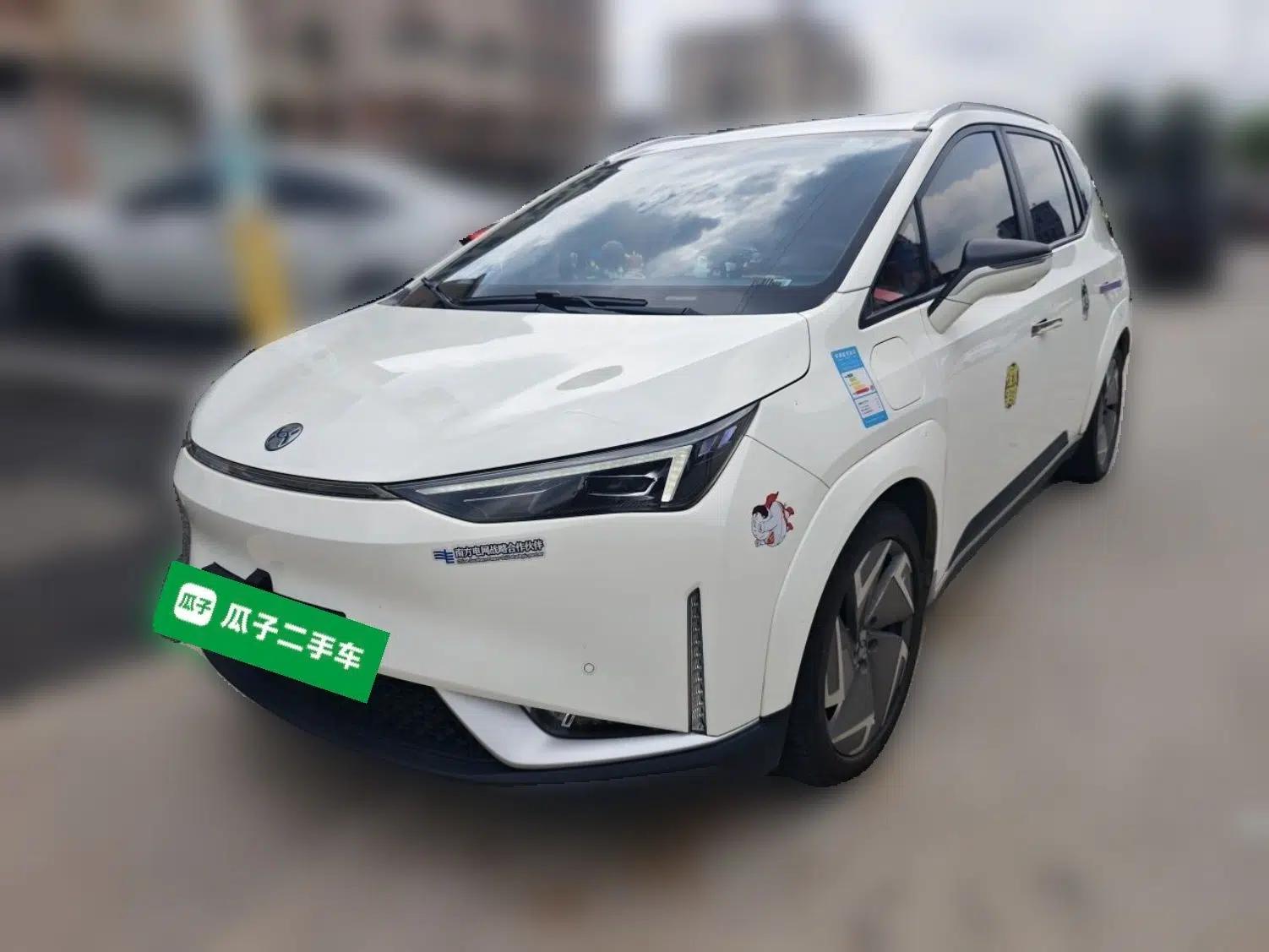 Hycan Z03 2022 620 km Range Trendy Cool Version 160 kW 76.8 kWh — миниатюра 1