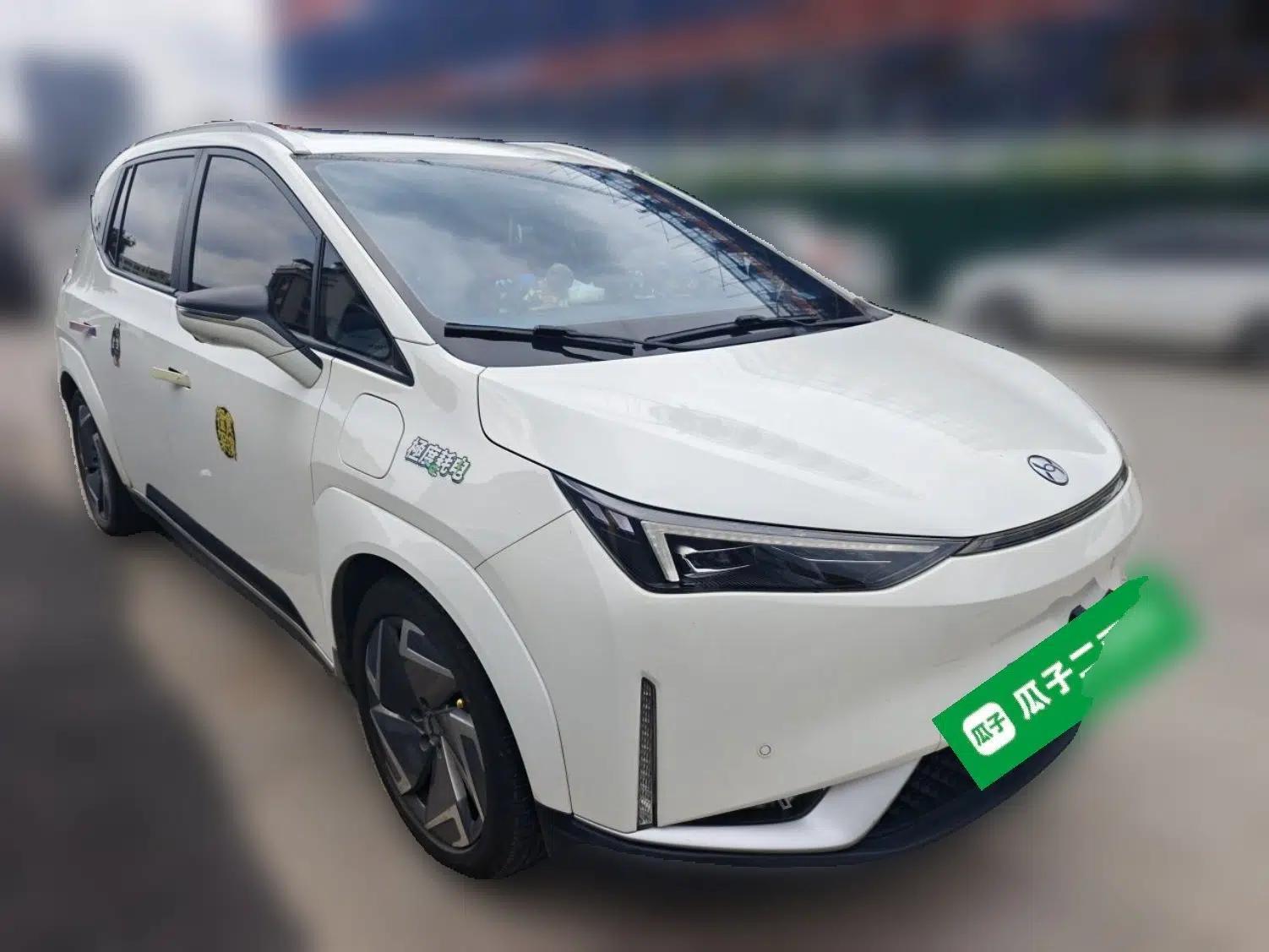 Hycan Z03 2022 620 km Range Trendy Cool Version 160 kW 76.8 kWh — миниатюра 3