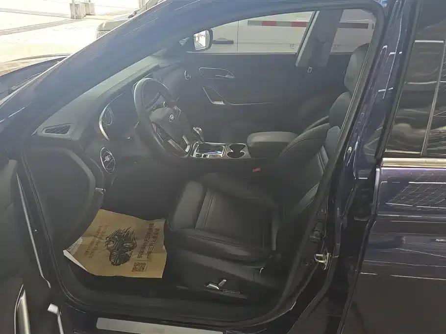 Refine S7 2018 Sport Edition 1.5T Automatic Luxury 7-Seater — миниатюра 9
