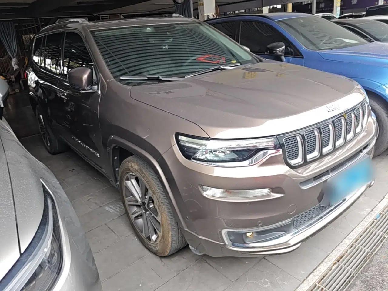 Jeep Grand Commander 2018 2.0T Four-Wheel Drive Smart Enjoyment Version China VI — миниатюра 3