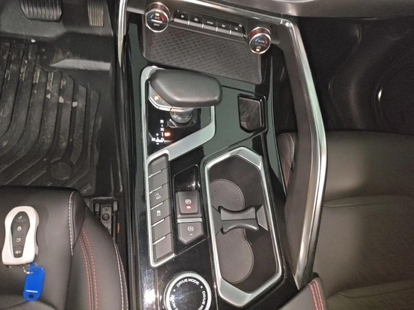 Geely Auto Monjaro S 2021 2.0TD DCT Two-Wheel Drive Lightning Edition — миниатюра 16