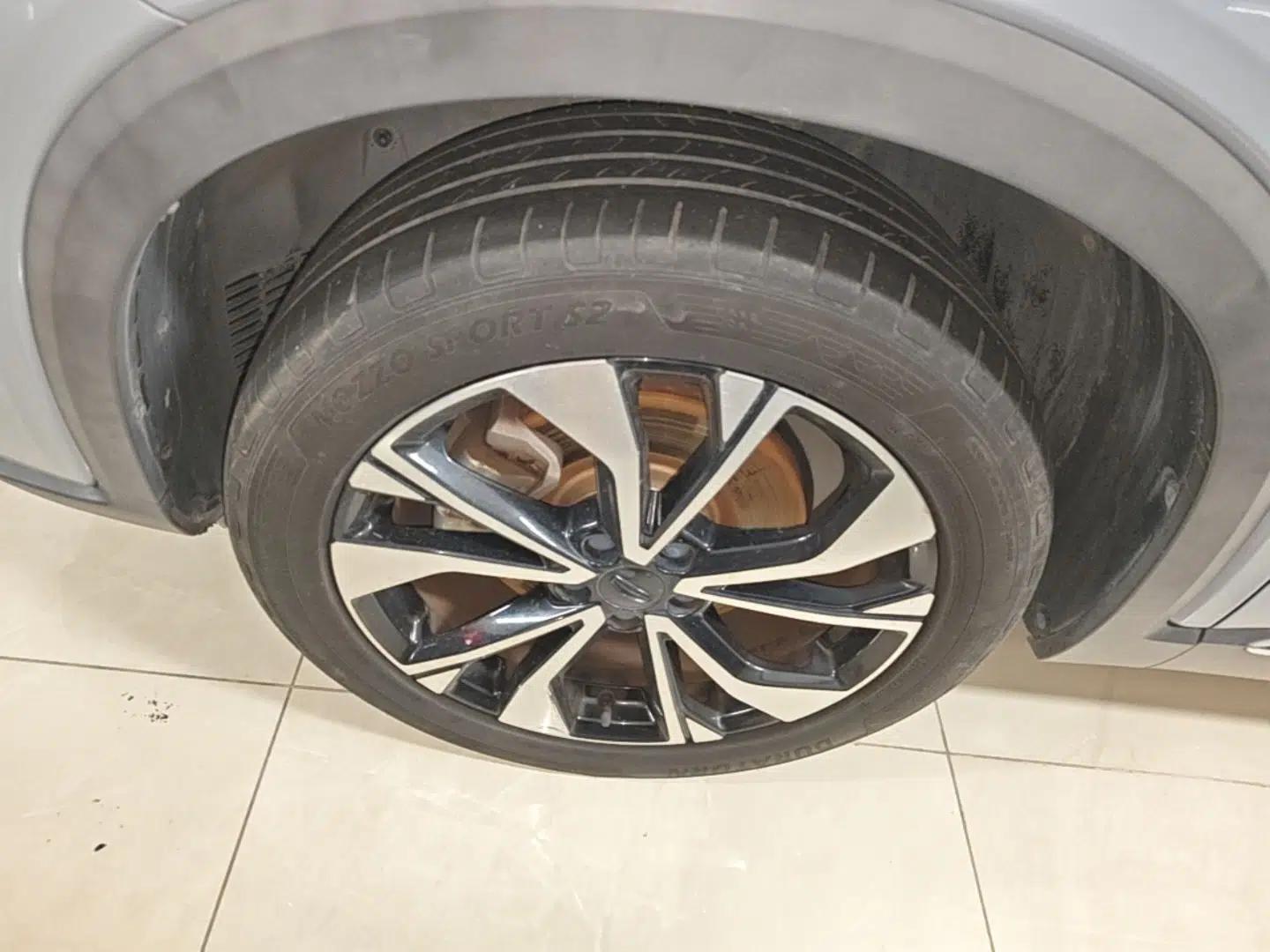 Geely Auto Monjaro S 2021 2.0TD DCT Two-Wheel Drive Lightning Edition — миниатюра 10