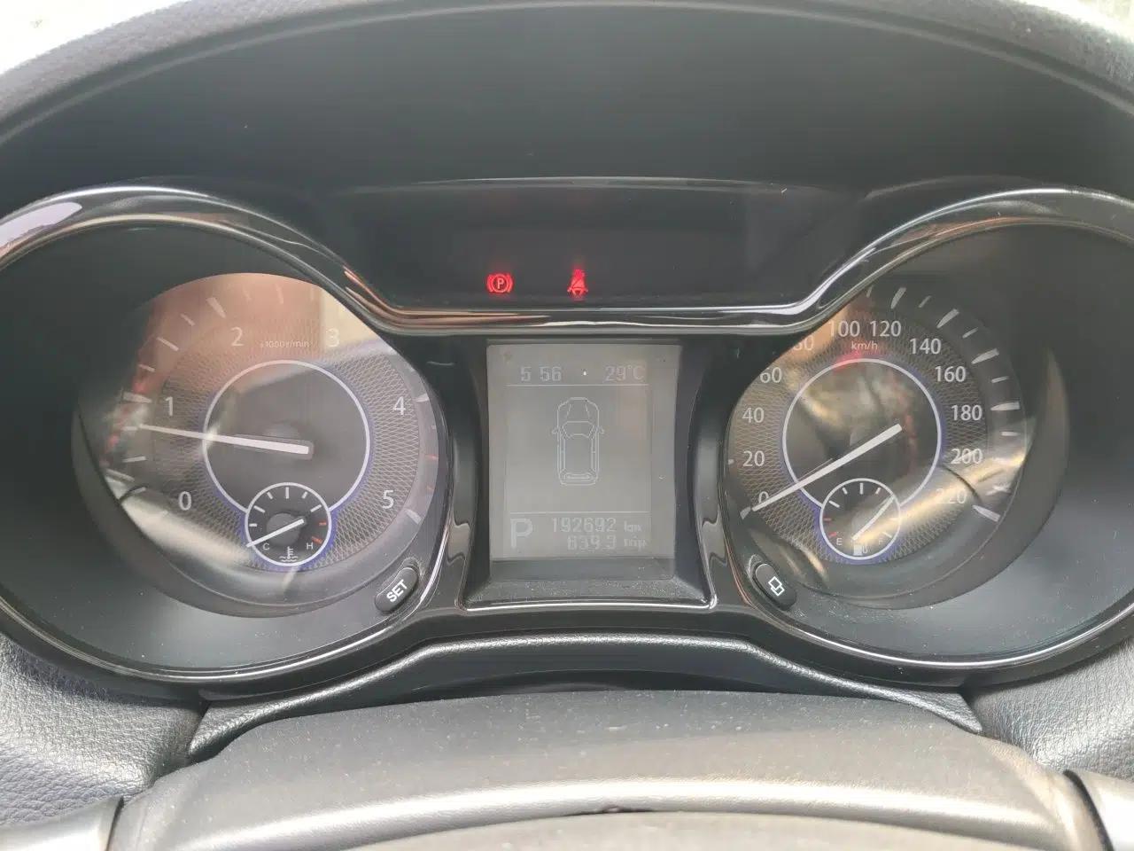 JMC Yusheng S350 2013 2.4T Automatic 2WD Diesel Luxury Edition 5 Seats — миниатюра 11