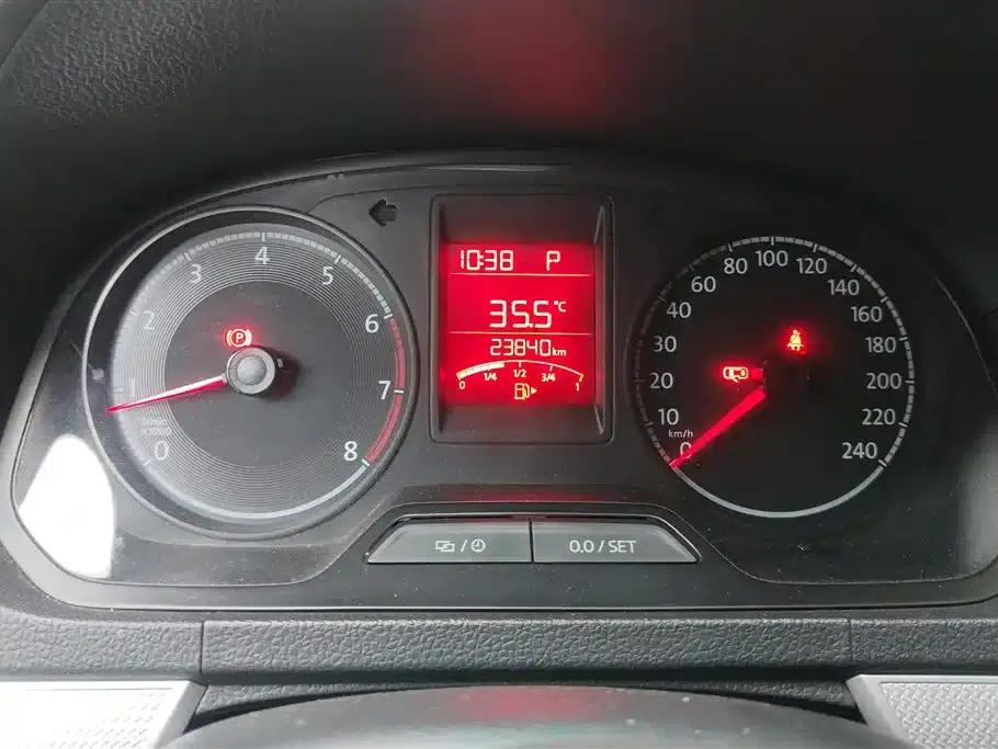 Jetta VA3 2021 1.5L Automatic Enjoy Edition — миниатюра 14