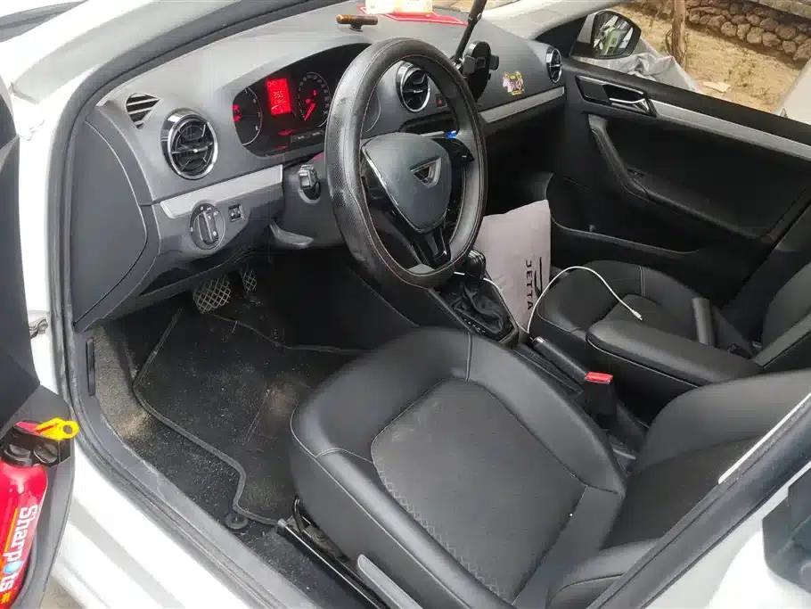 Jetta VA3 2021 1.5L Automatic Enjoy Edition — миниатюра 9