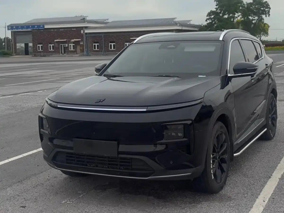 Jetour Mountain & Sea L7 2024 Model 1.5T 120km MAX+ 5-Seater — миниатюра 2