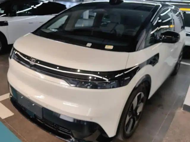 Zeekr MIX 2025 Intelligent Driving Version