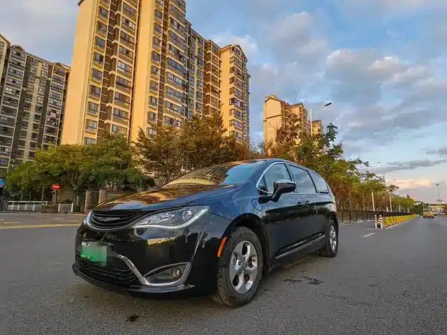 2018 Chrysler Grand Voyager PHEV (Imported) 3.6L Plug-in Hybrid