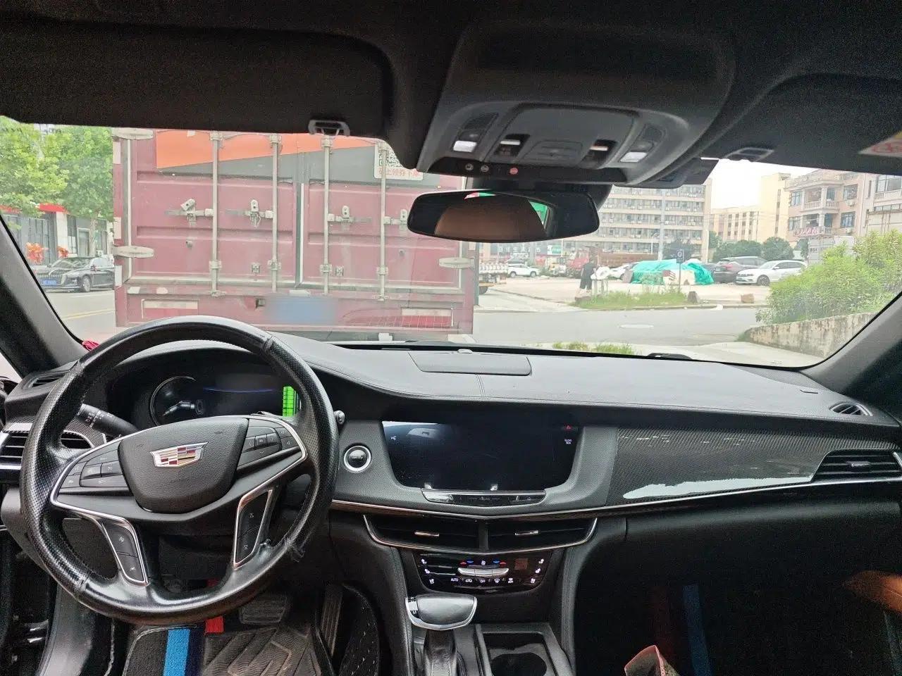 Cadillac CT6 PLUG-IN 2017 30E Premier Edition — миниатюра 9