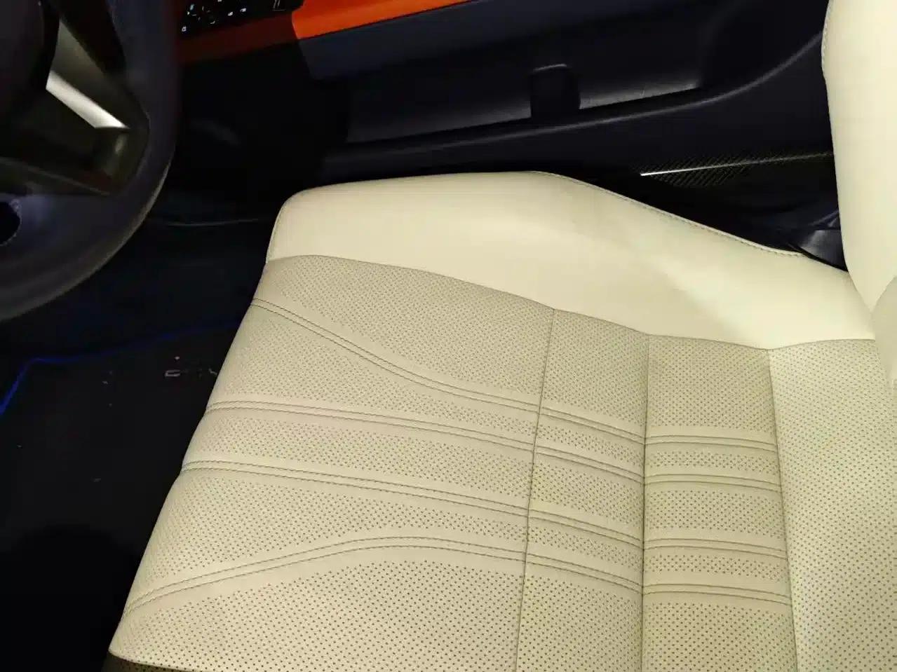 Lexus LC 2018 500h Special Edition — миниатюра 20