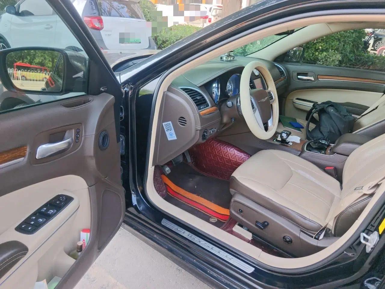 Chrysler 300C 2014 3.0L Excellence Edition — миниатюра 16