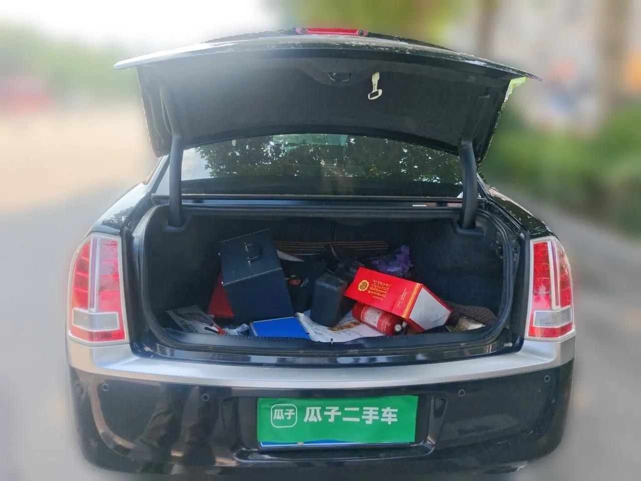 Chrysler 300C 2014 3.0L Excellence Edition — миниатюра 19