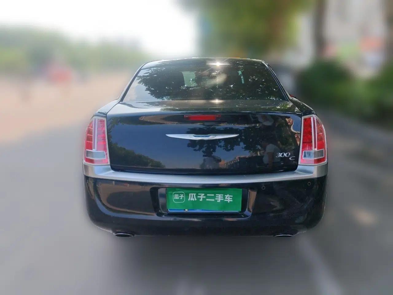 Chrysler 300C 2014 3.0L Excellence Edition — миниатюра 5