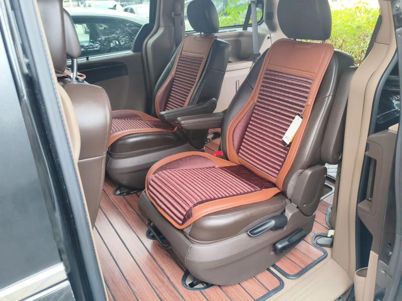 Chrysler Grand Voyager 2013 3.6L Luxury Edition — миниатюра 17