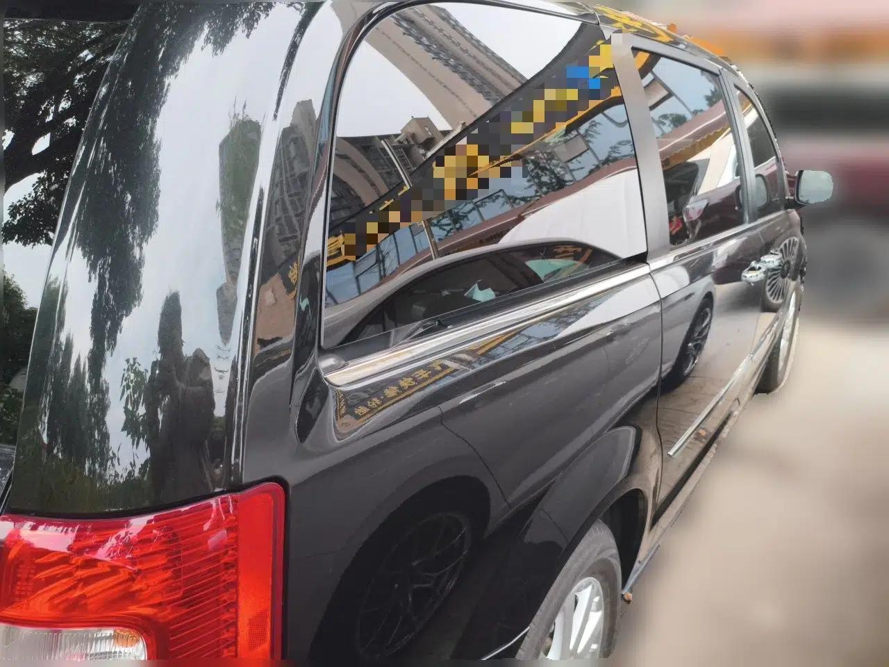 Chrysler Grand Voyager 2013 3.6L Luxury Edition — миниатюра 6