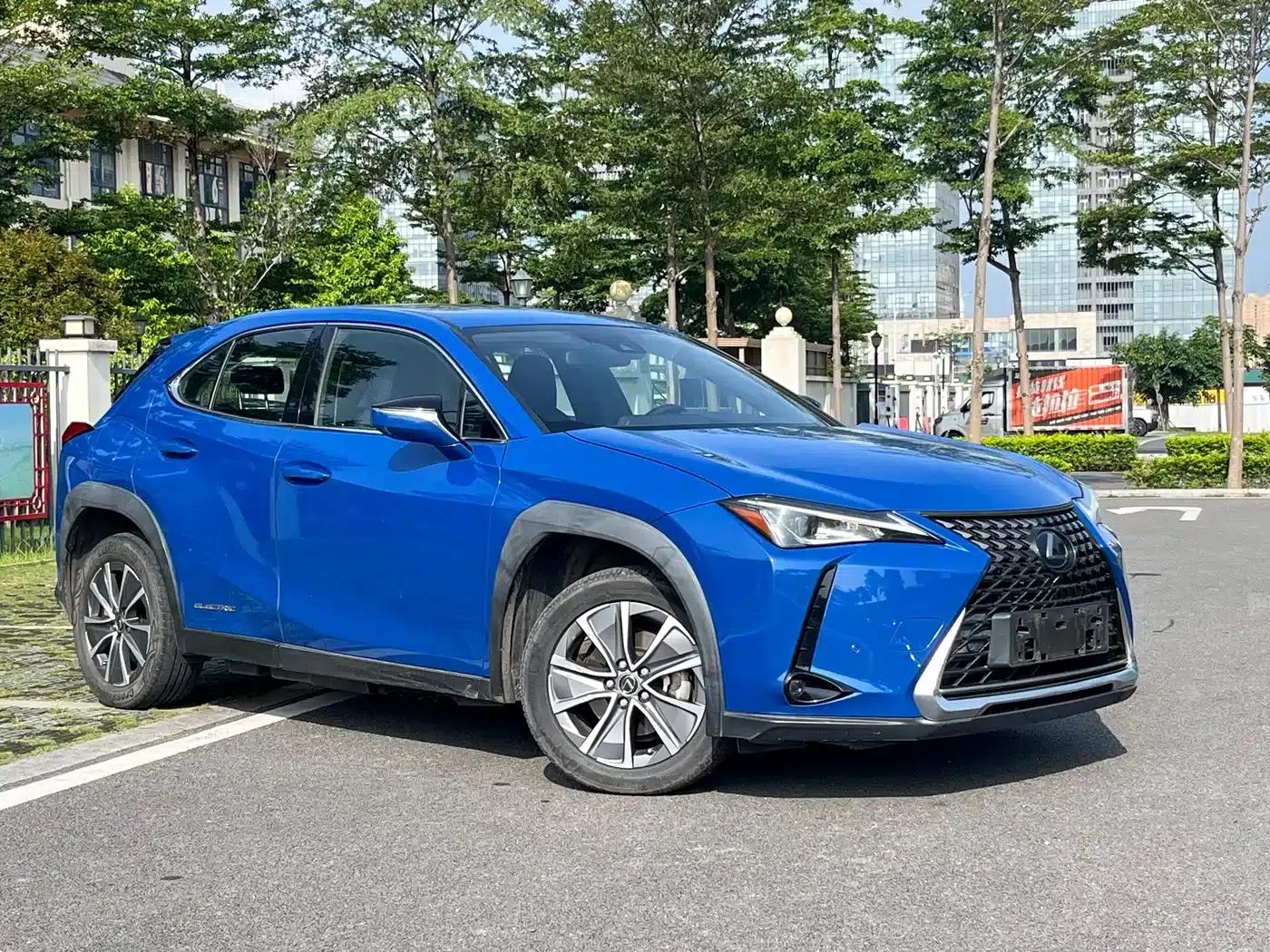 Lexus UX PHEV 2020 300e Pure Enjoyment Edition — миниатюра 39