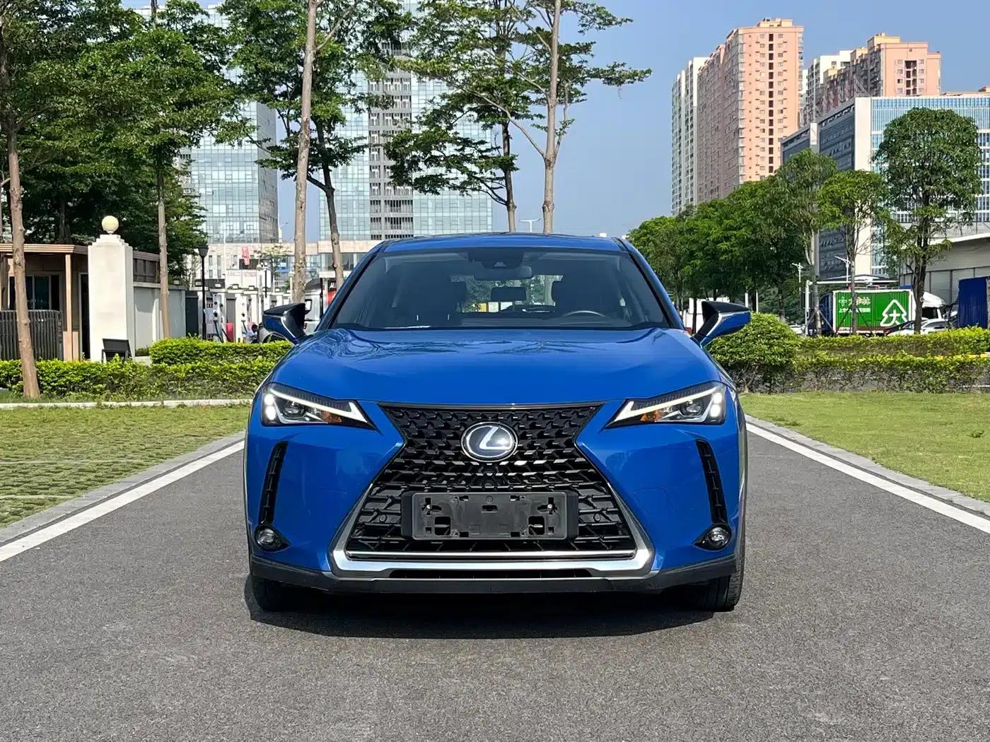 Lexus UX PHEV 2020 300e Pure Enjoyment Edition — миниатюра 5