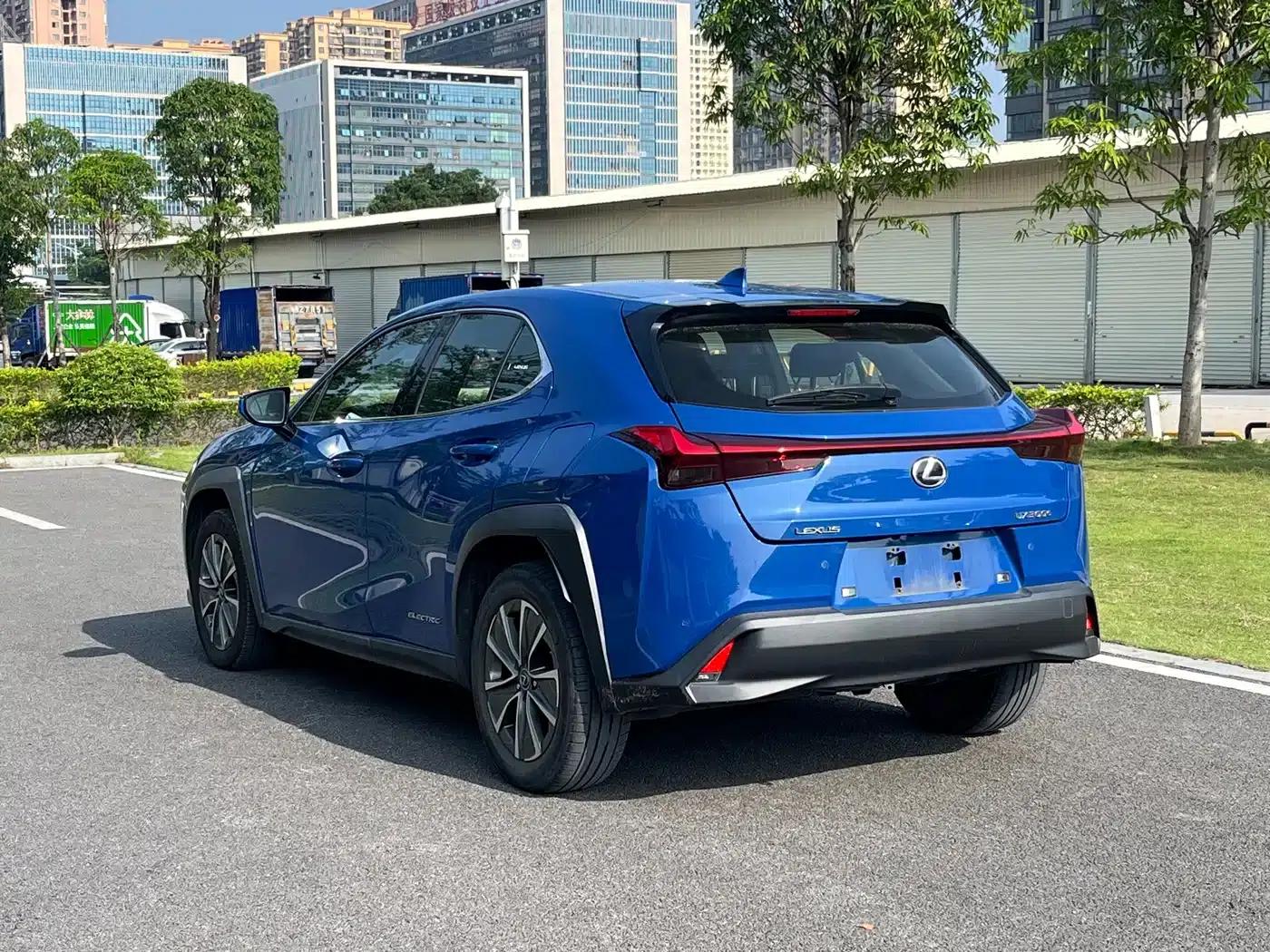 Lexus UX PHEV 2020 300e Pure Enjoyment Edition — миниатюра 43