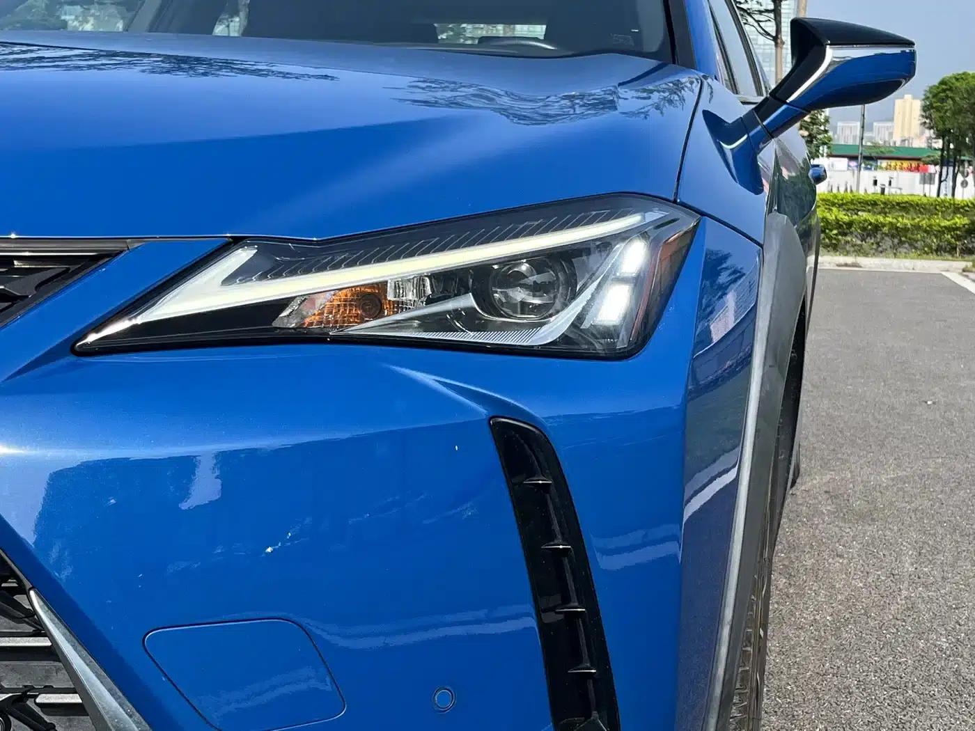 Lexus UX PHEV 2020 300e Pure Enjoyment Edition — миниатюра 8