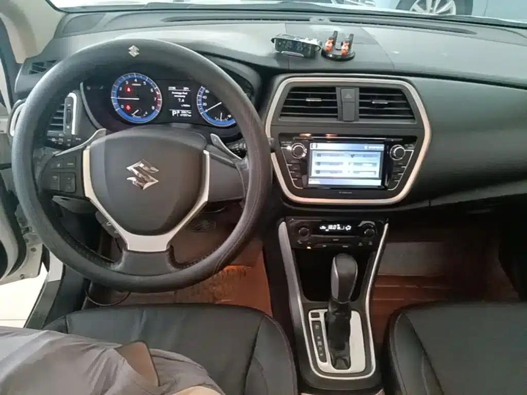 Vitara 2014 1.6L CVT 2WD Elite — миниатюра 10