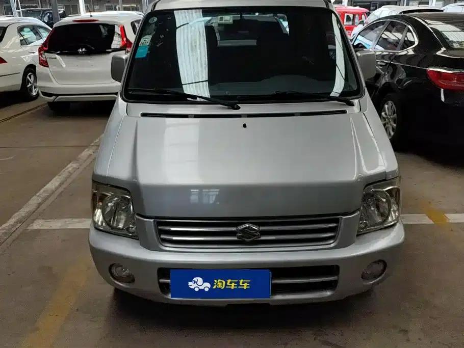 Beidouxing 2013 Entrepreneur Edition 1.0L Manual Comfort Model — миниатюра 2
