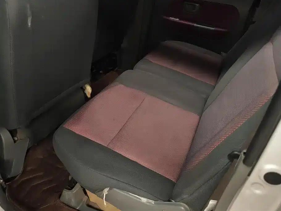 Beidouxing 2013 Entrepreneur Edition 1.0L Manual Comfort Model — миниатюра 11