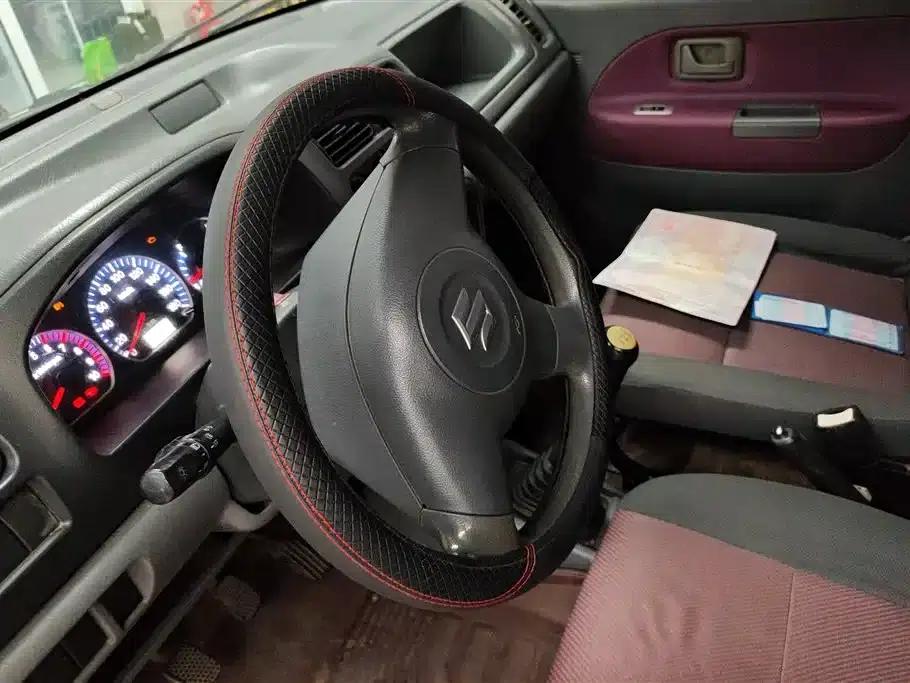 Beidouxing 2013 Entrepreneur Edition 1.0L Manual Comfort Model — миниатюра 15