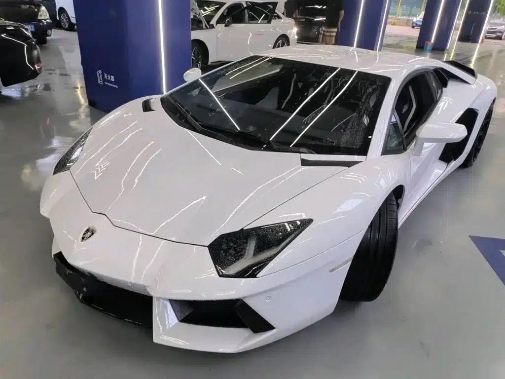 2011 Aventador LP 700-4 — миниатюра 1