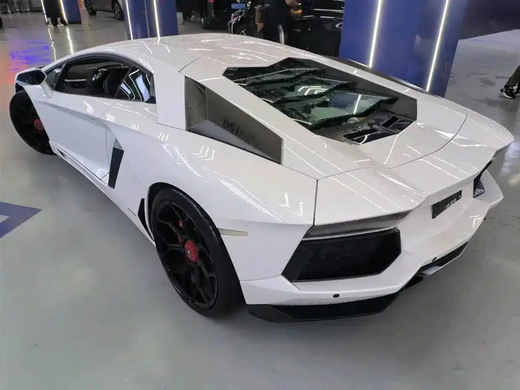 2011 Aventador LP 700-4 — миниатюра 3