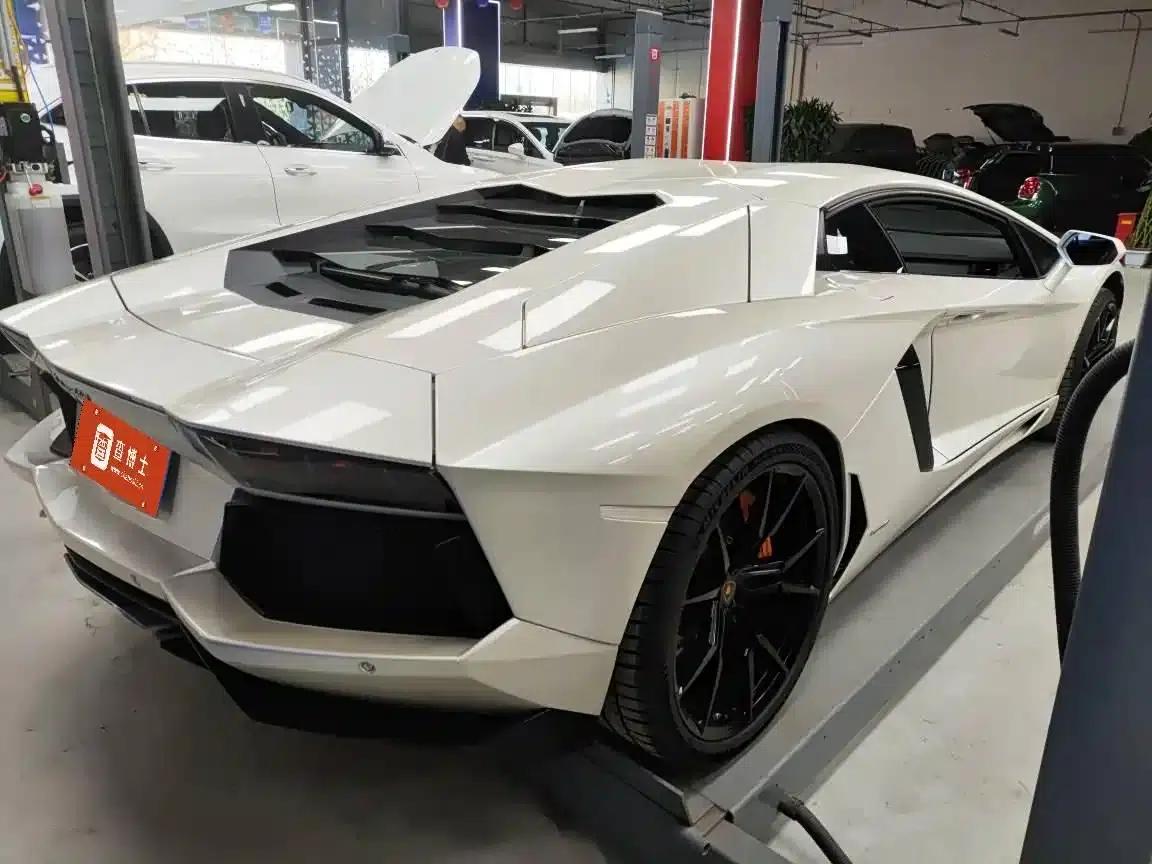 2011 Aventador LP 700-4 — миниатюра 2
