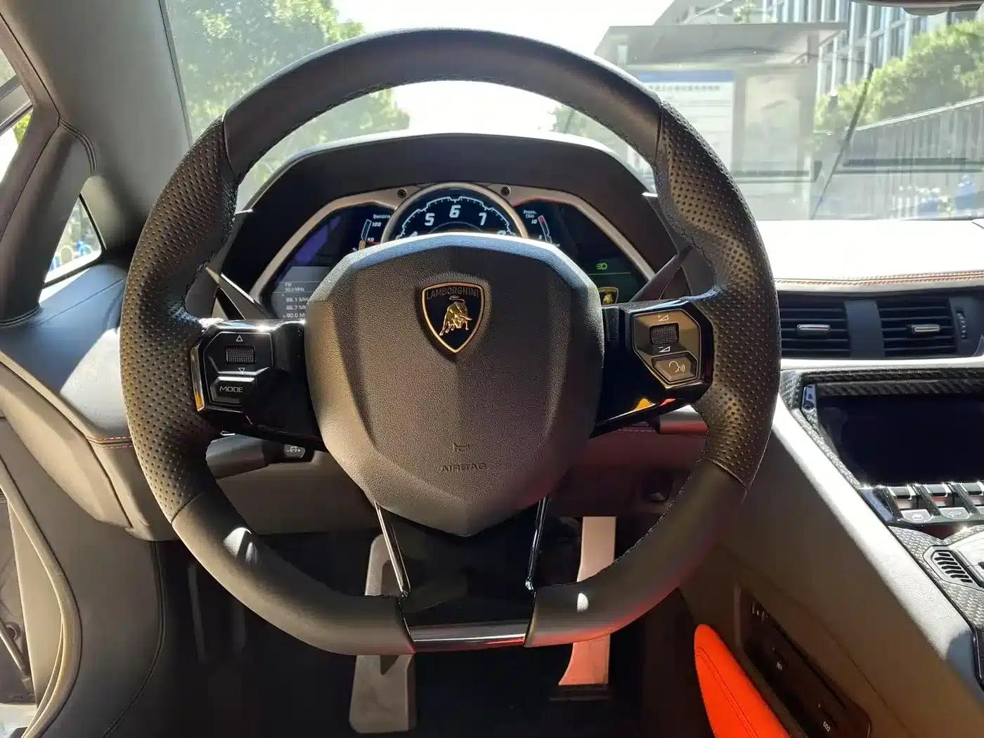 2011 Aventador LP 700-4 — миниатюра 10